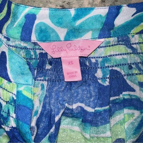 Lily Pulitzer Vibrant Blue and Green Patterned Blouse - Picture 2 of 7